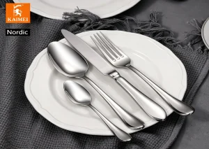 Nordic Hospitality Cutlery in white plate 